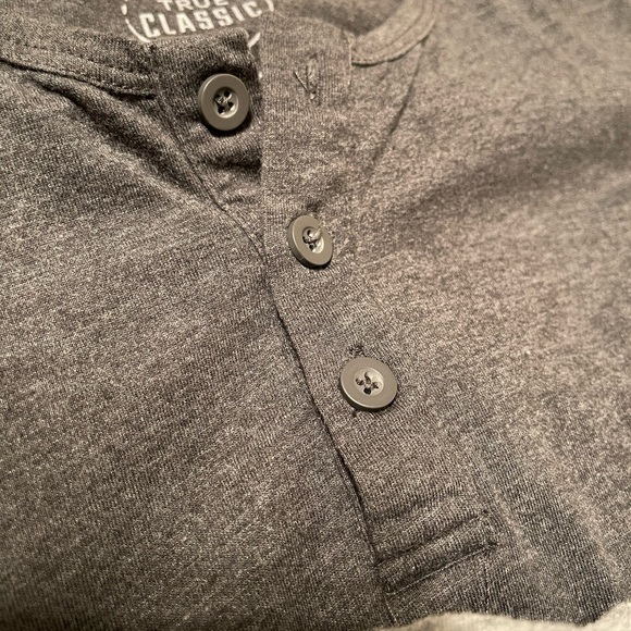 9 True Classic long-sleeve henley tees - Picture 3 of 3